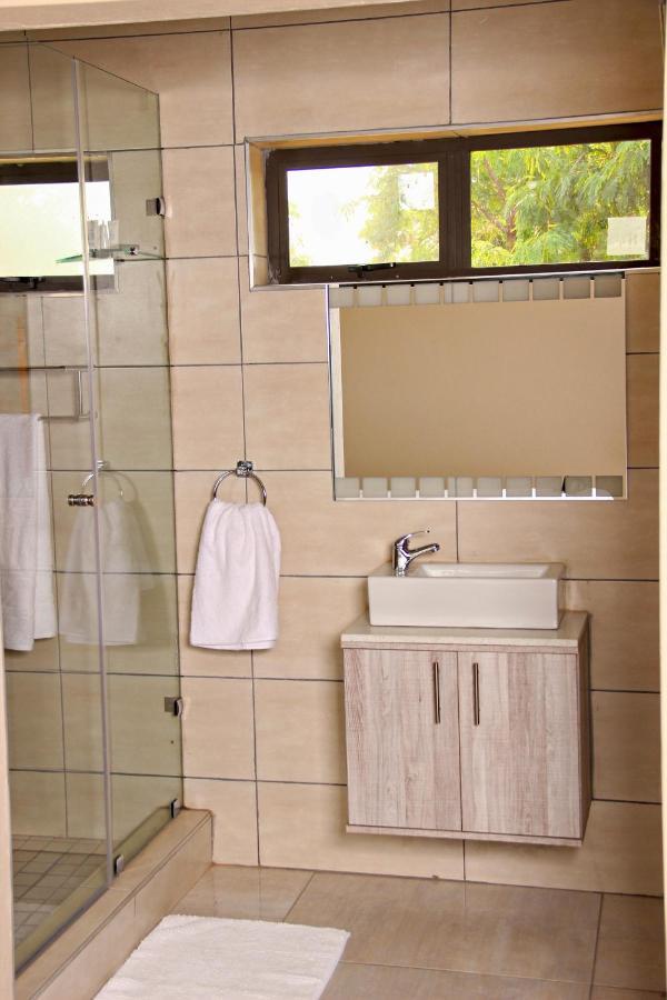 Zoe Bush Lodge Pretoria-Noord Εξωτερικό φωτογραφία
